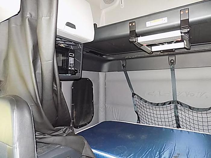 Used 2019 Freightliner Cascadia 126 **Automated Transmission**