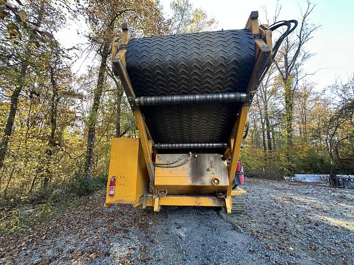 Used 2017 CBI 6800BT on tracks