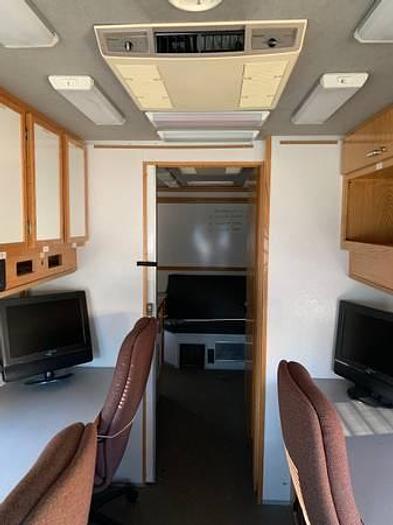 Used 2001 Freightliner MT45 Grunman Olson Fire/Rescue Mobile Command Center