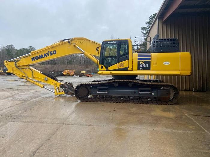Used 2022 Komatsu PC490LC-11