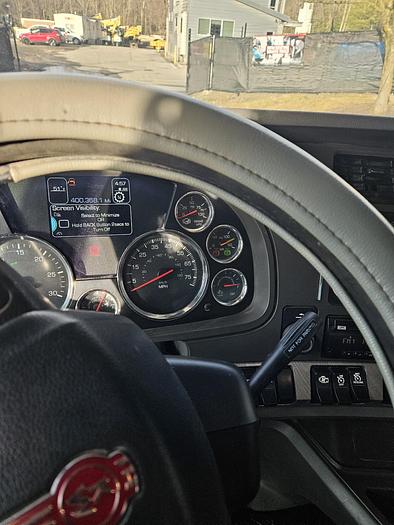 Used 2017 *** ALLISON AUTOMATIC *** Kenworth T880