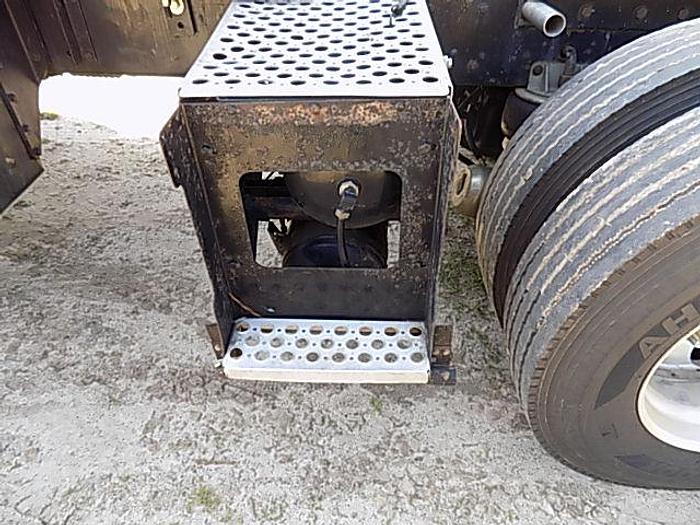 Used 2001 Kenworth T600 Sleeper, CAT C15