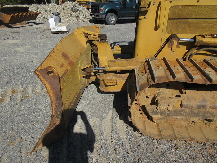 Used 2002 CAT D5G LGP