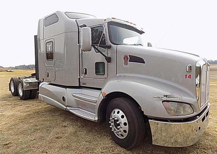 Used 2014 Kenworth T6 Tandem Axle Sleeper