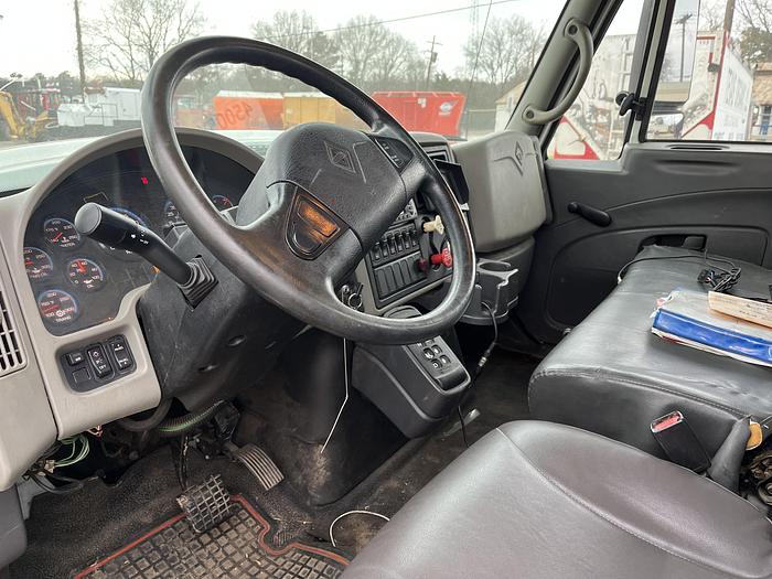 Used 2011 International 7400