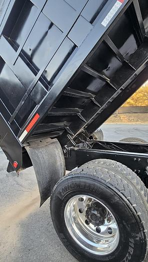 Used 2005 Mack *** ALLISON AUTOMATIC *** CV713 Granite