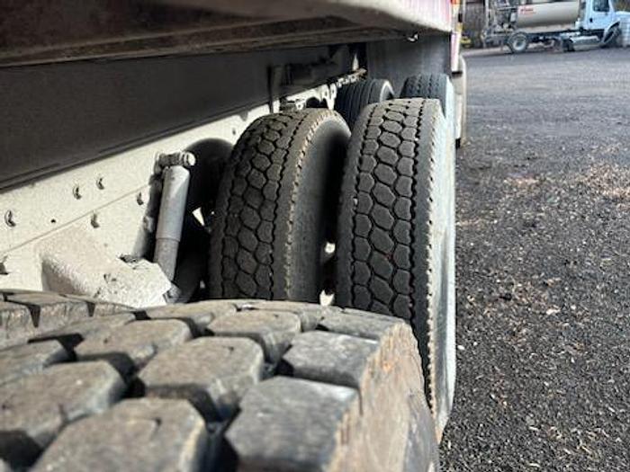 Used 2001 Kenworth T800