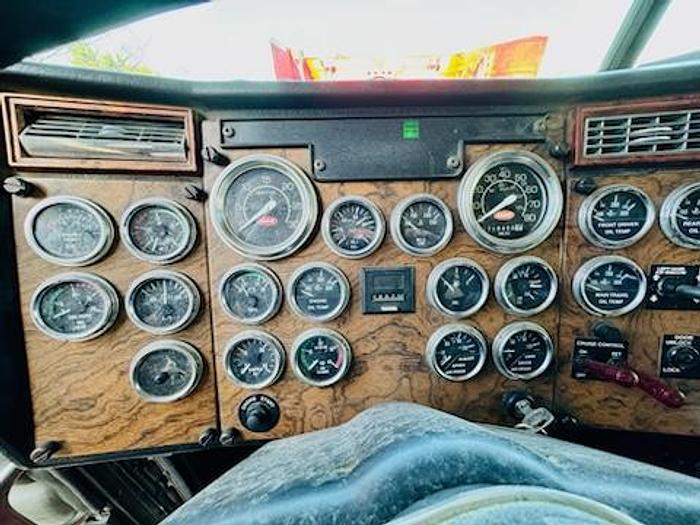 Used 2000 Peterbilt 379