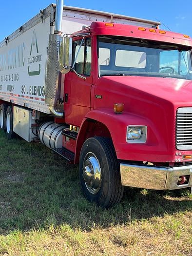 Used 2002 Freightliner FL-80