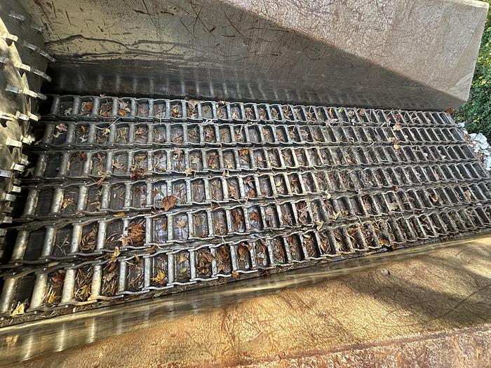 Used 2017 CBI 6800BT on tracks