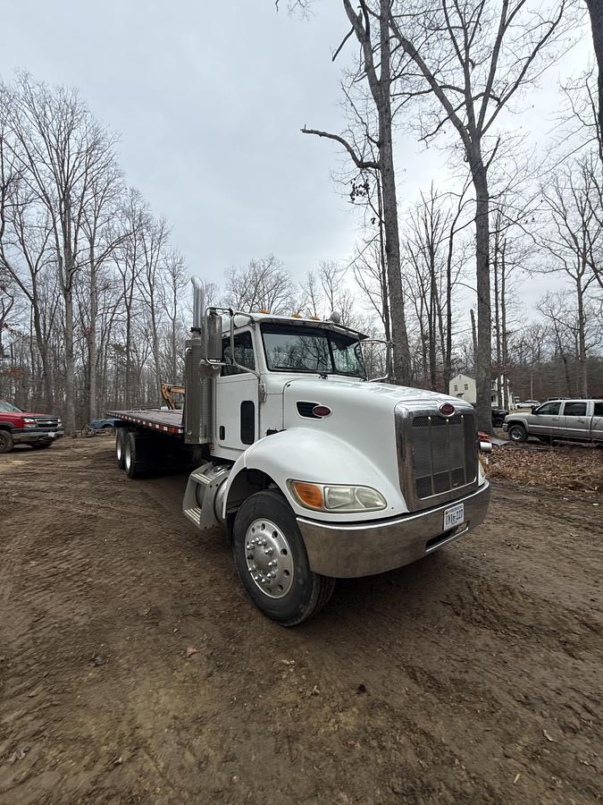 Used 2007 Peterbilt 335 Peterbuilt Tandem Rollback