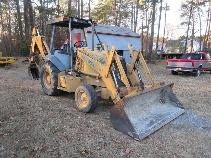 Used CASE 580L Backhoe