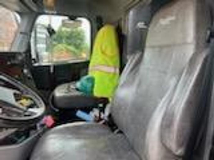 Used 2019 *** Allison Automatic *** Freightliner Coronado SD122