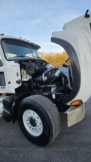 Used 2005 Mack *** ALLISON AUTOMATIC *** CV713 Granite