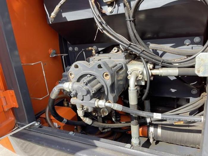 Used 2017 Doosan DX225LC