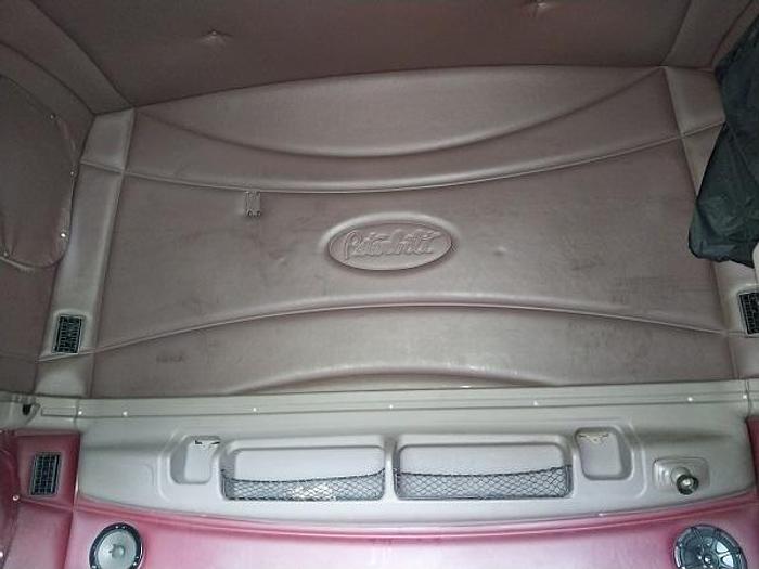 Used 2013 Peterbilt 587 T/A Tractor