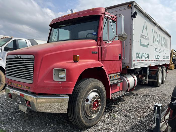 Used 2002 Freightliner FL-80