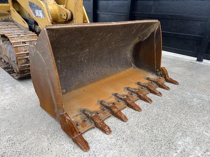 Used 2019 CATERPILLAR 963K