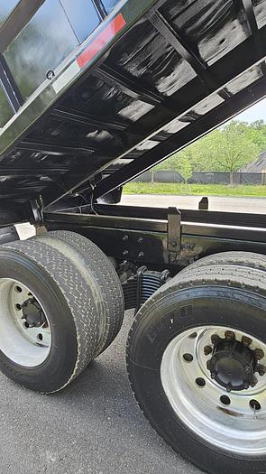 Used 2005 Mack *** ALLISON AUTOMATIC *** CV713 Granite