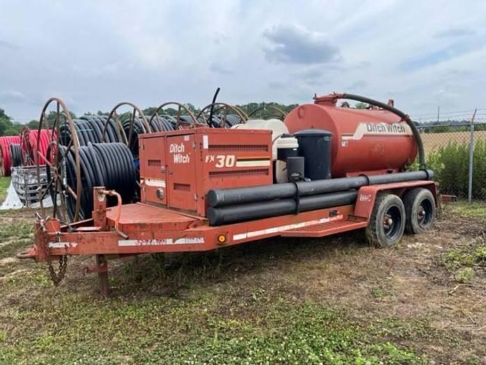 Used 2000 Ditch Witch FX30