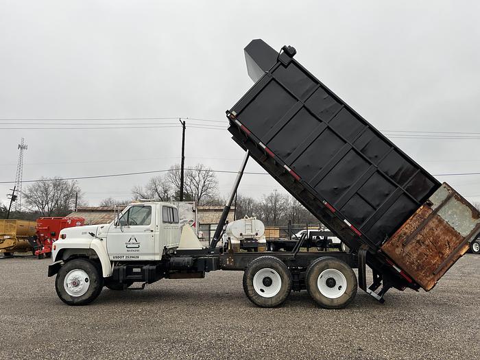 Used 1994 Ford FT900
