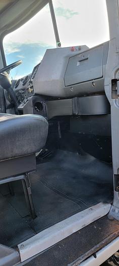 Used 2000 Mack *** Allison Automatic ***  RD688s