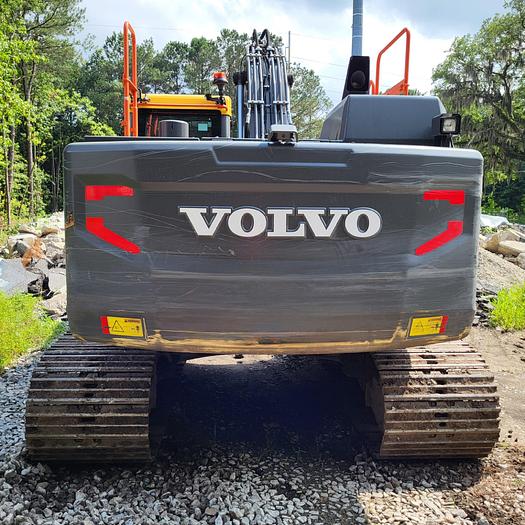Used 2021 Volvo EC220E