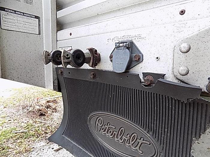 Used 1999 UTILITY TRAILER CORP FLATBED 102 x 48