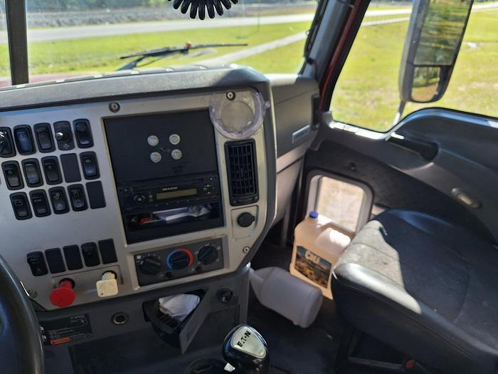 Used 2014 Mack CHU613