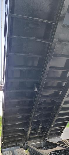 Used 2006 *** ALLISON AUTO *** MACK CV713 Granite