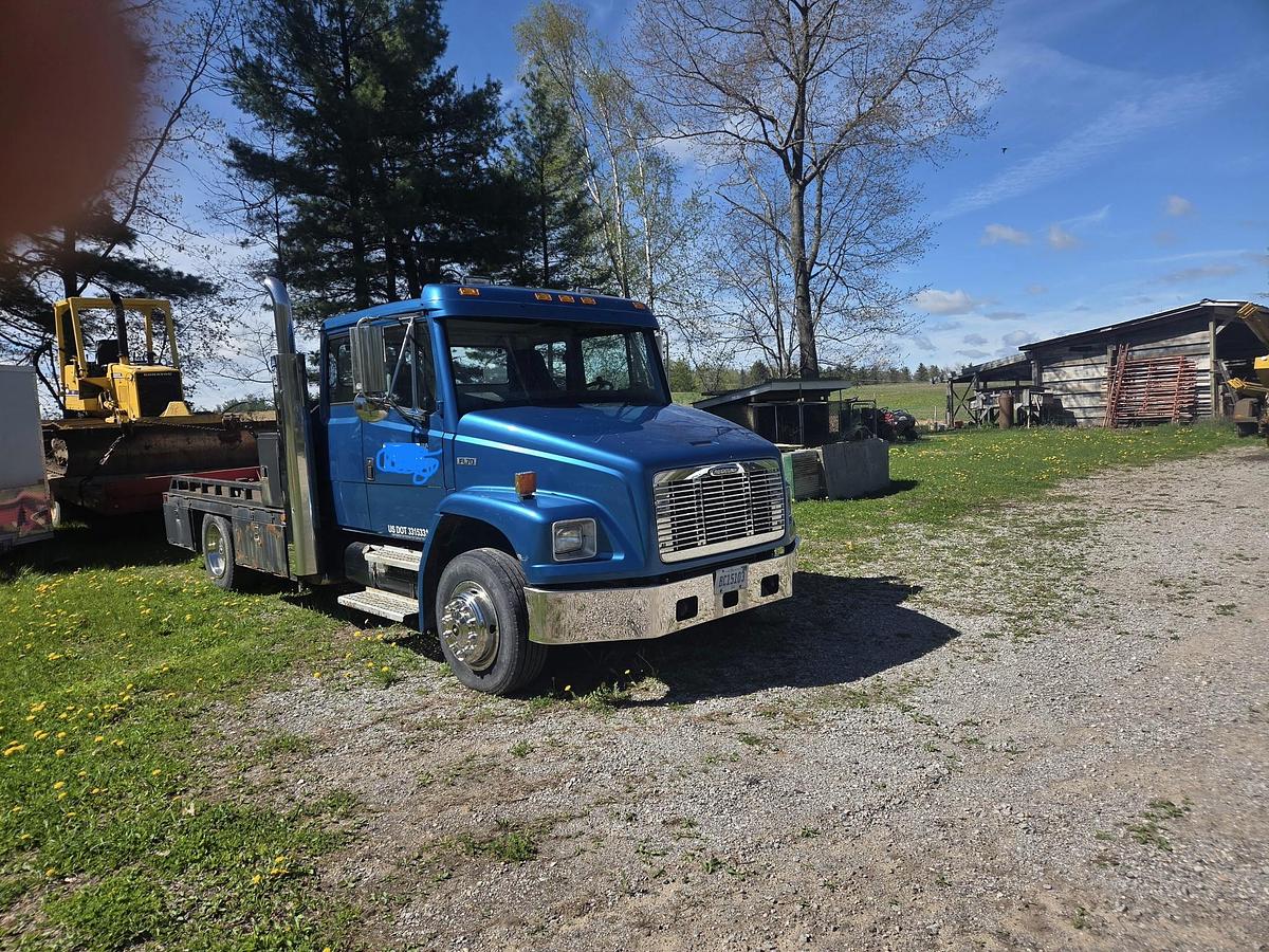 Used 2014 Freightliner & Talbert Freightliner & AC20 Talbert