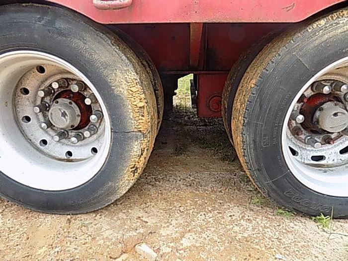 Used 35 Ton Detach Stretch Lowboy, Tandem w/flip axle