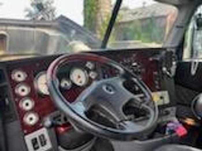 Used 2019 *** Allison Automatic *** Freightliner Coronado SD122