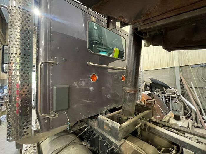 Used 2015 *** ALLISON  AUTOMATIC *** Kenworth T880