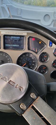 Used 2009 Mack GU713 *** Allison Automatic*** Granite