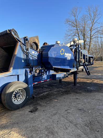 Used 2009 Peterson 4300 micro chipper