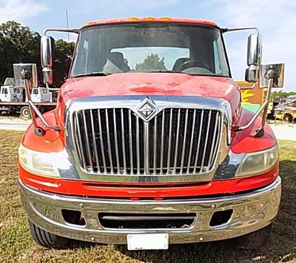 Used 2006 International 4400 DT466 (Allison Automatic)
