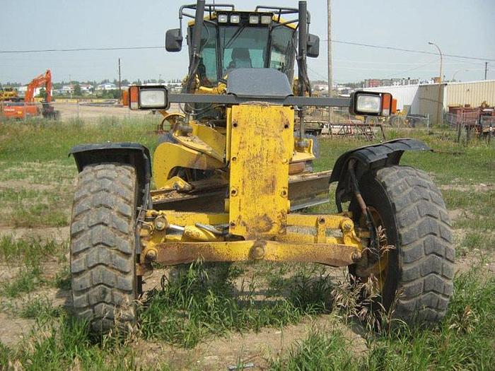 Used 2018 Komatsu GD655-6 Motor Grader