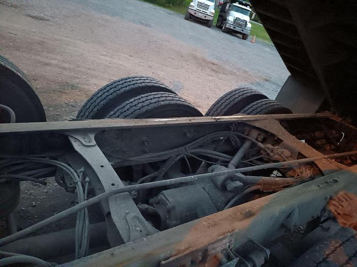 Used 2006 Sterling LT9500