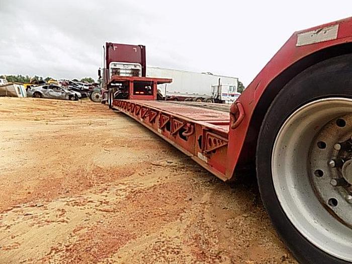 Used 35 Ton Detach Stretch Lowboy, Tandem w/flip axle
