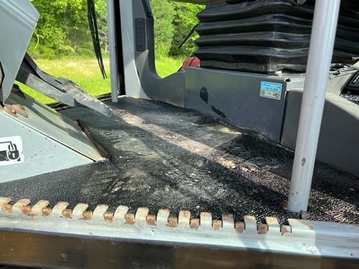 Used 2008 CATERPILLAR 12M