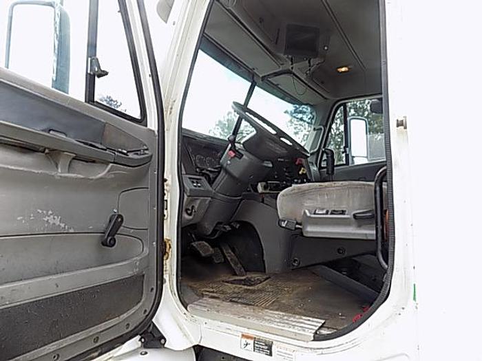 Used 2007 Freightliner Columbia 120, Detroit 60 Series