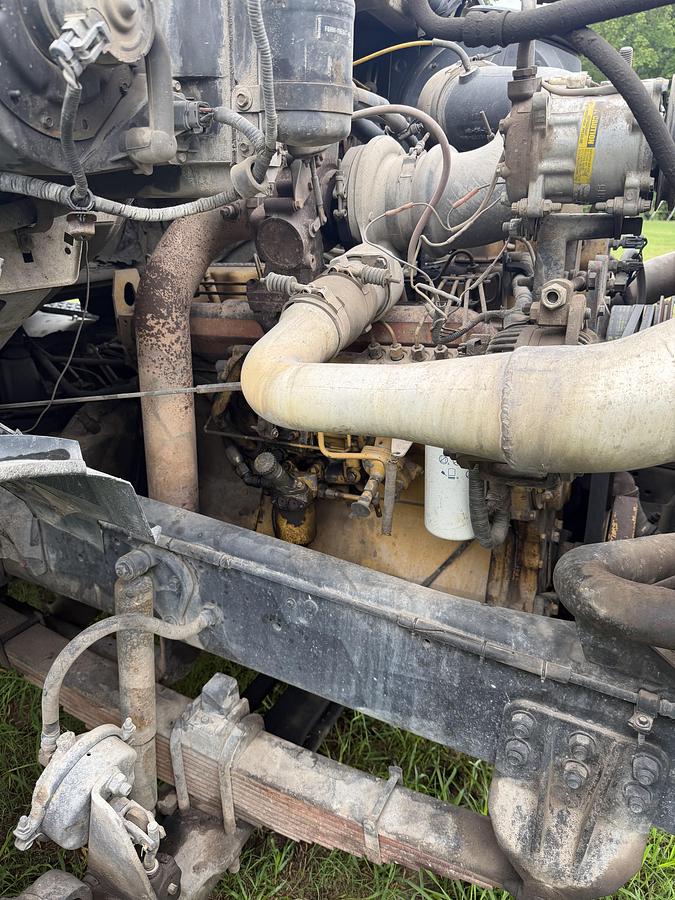 Used 1998 Ford LT 9513 Tri Axle