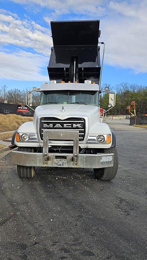 Used 2007 Mack CV713 Granite