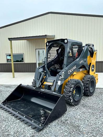 Used 2022 John Deere 318G