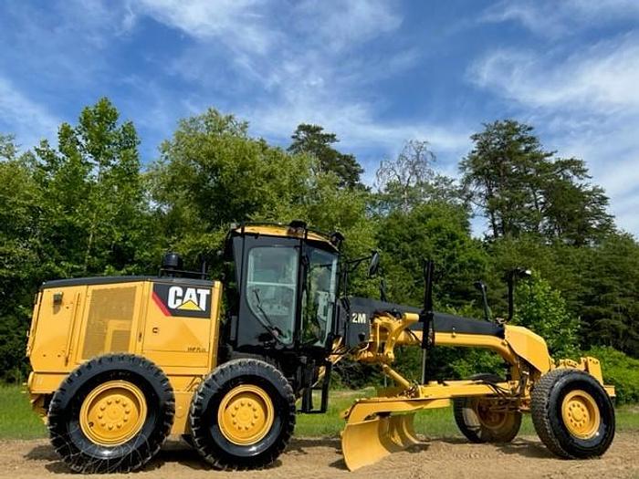 Used 2008 CATERPILLAR 12M