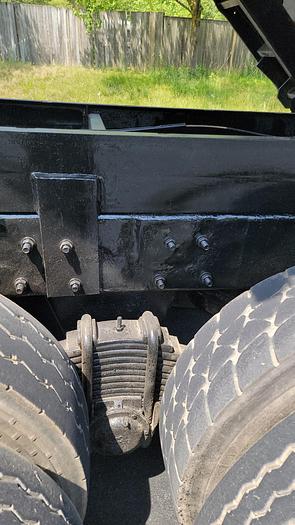 Used 2003 Mack CV713 Granite