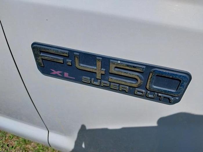 Used 2004 Ford F450 Altec Bucket Truck