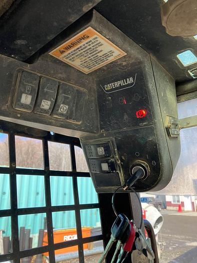 Used 2003 Caterpillar 262B