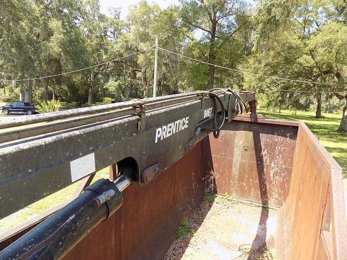 Used 2000 GMC C7500 Grapple Truck